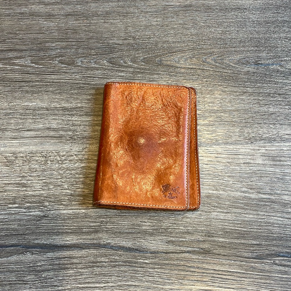 Natural leather wallet
Il bisonte